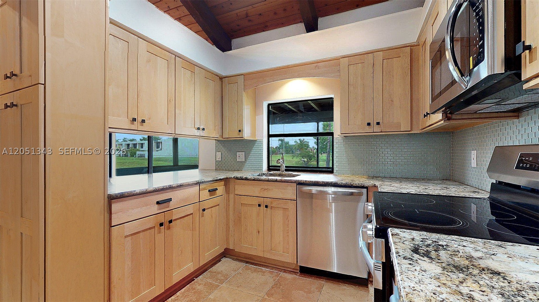 SUNSET PARK TOWN HOUSES - Residential Lease