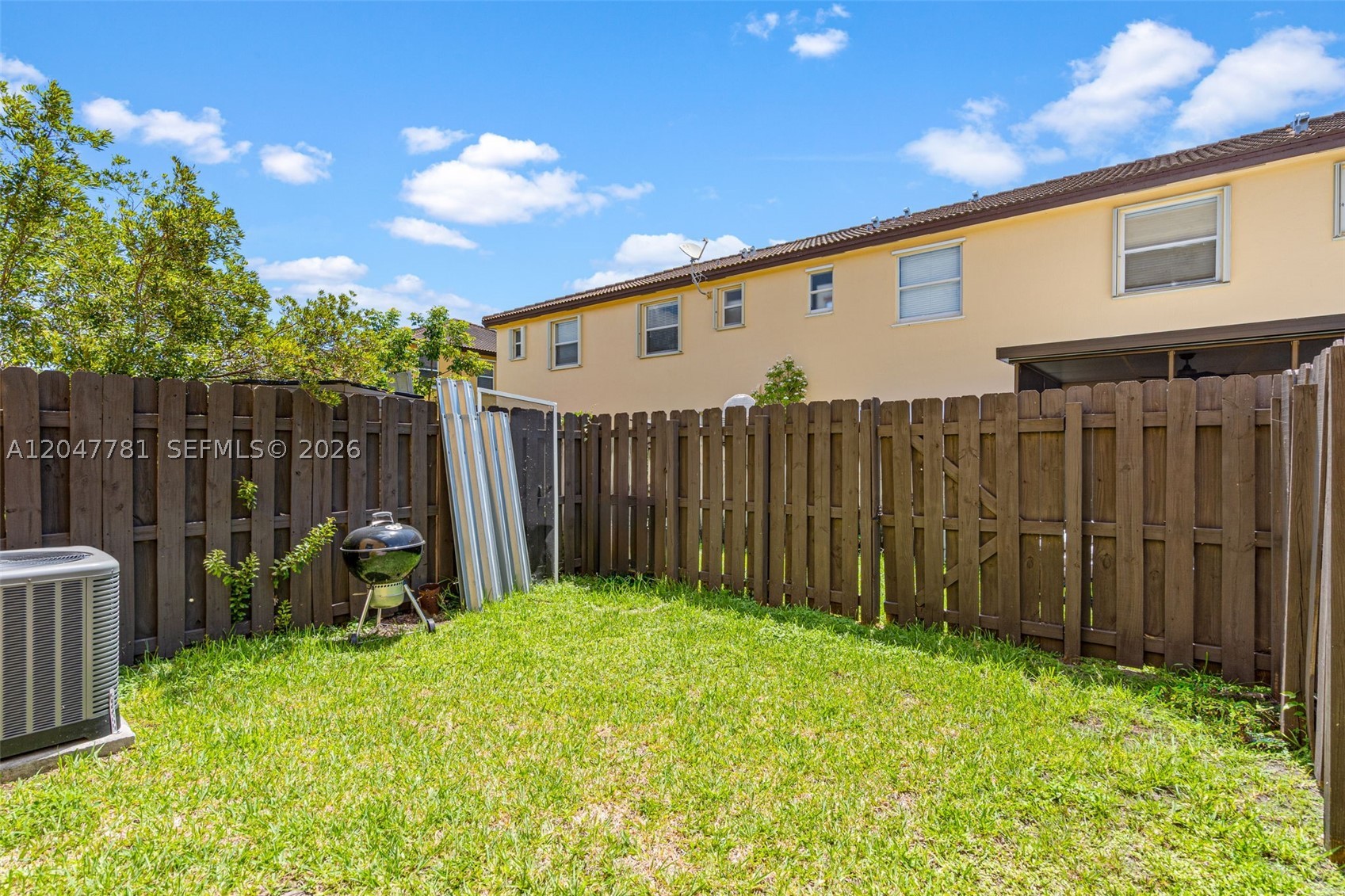 LAKES BY THE BAY EVE REPL - Residential