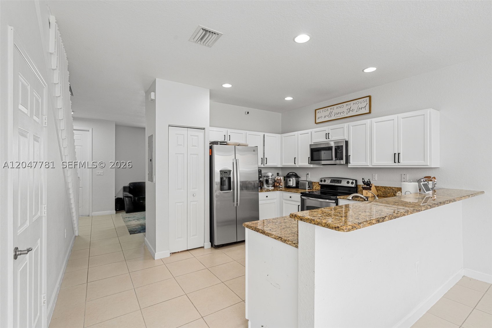 LAKES BY THE BAY EVE REPL - Residential