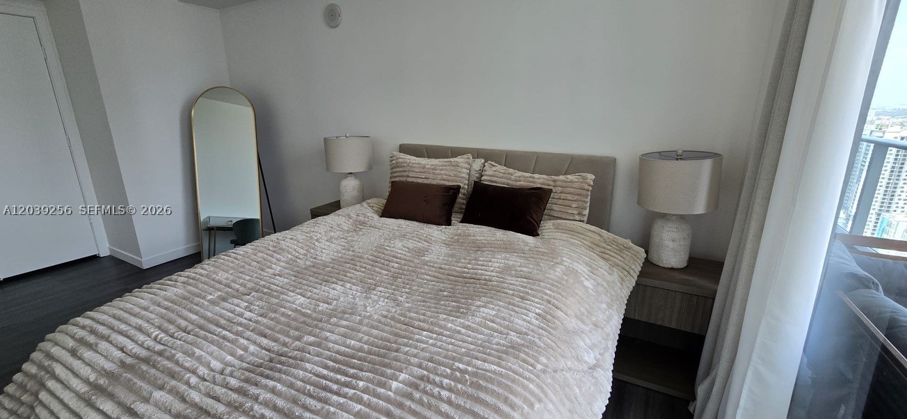 1100 MILLECENTO RESIDENCE - Residential