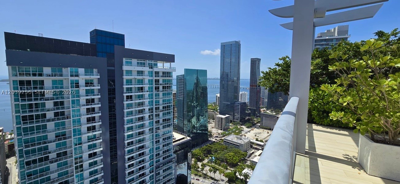1100 MILLECENTO RESIDENCE - Residential