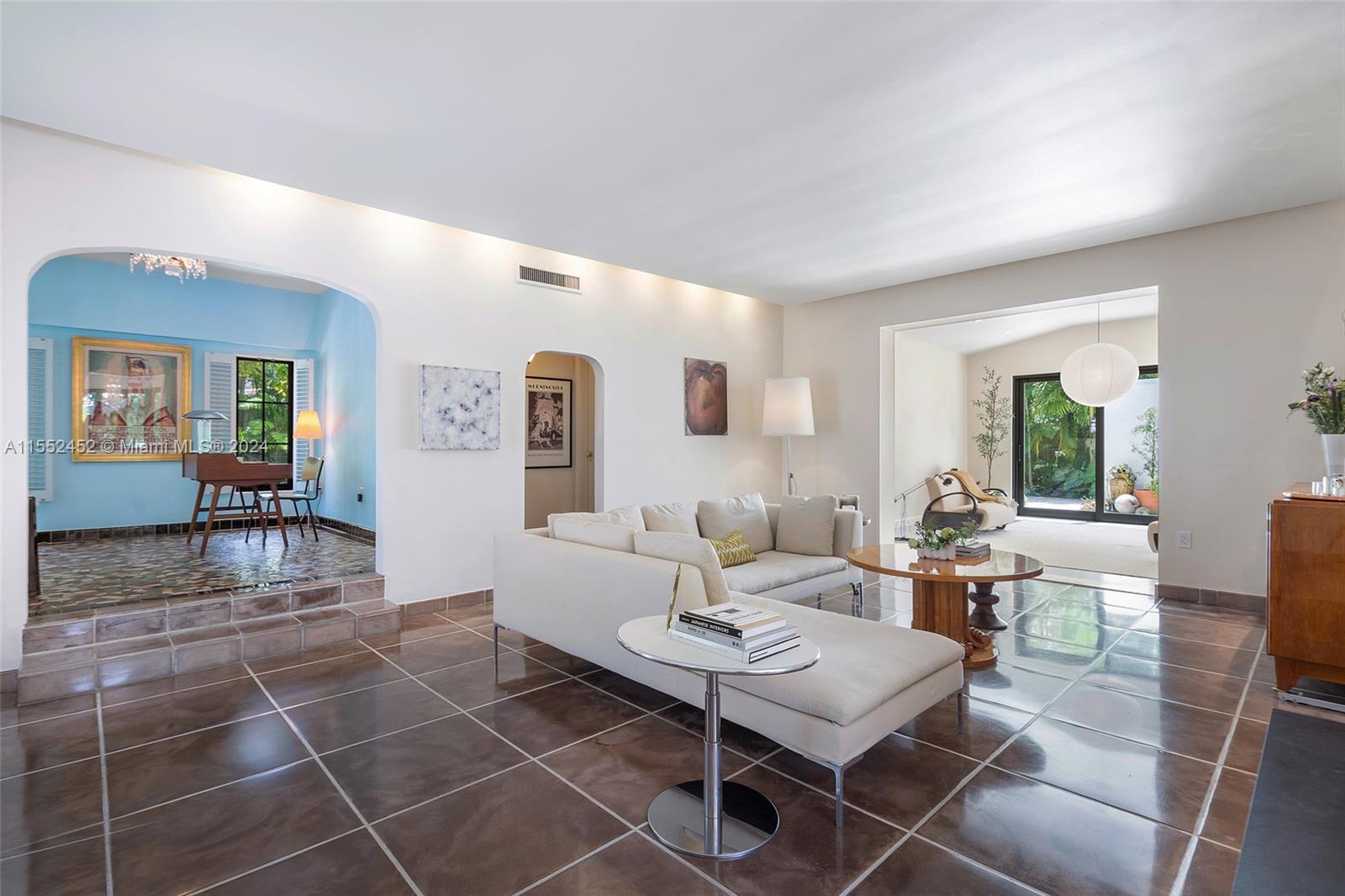 BAYSHORE UNIT NO 3 - Residential