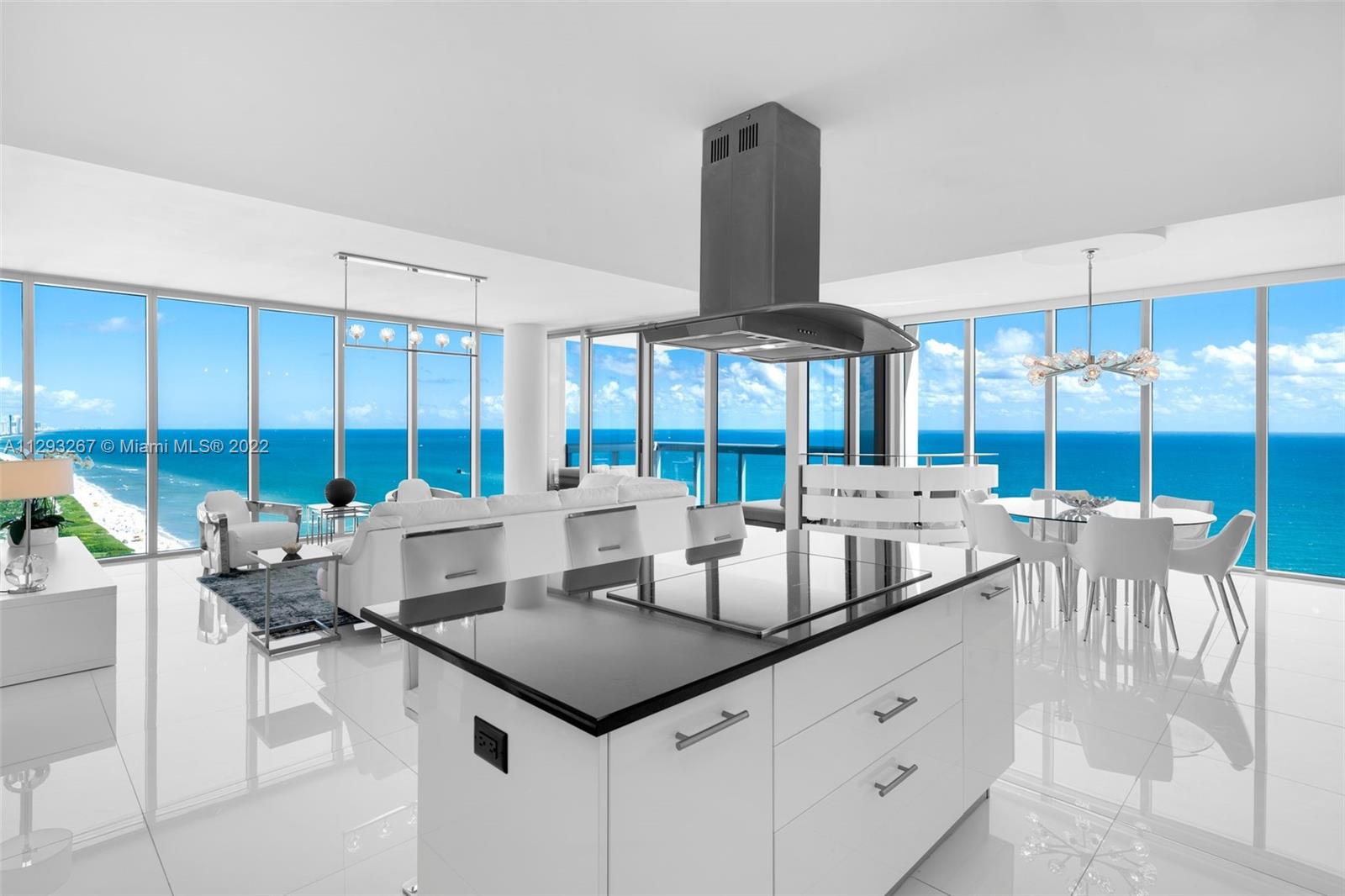 NORTH CARILLON BEACH COND - Residential