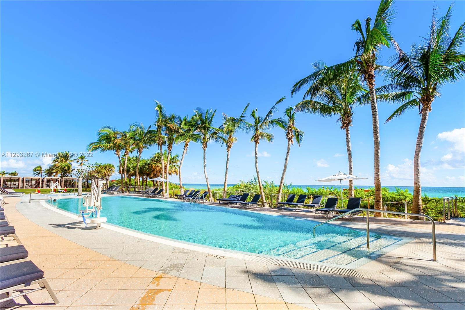 NORTH CARILLON BEACH COND - Residential