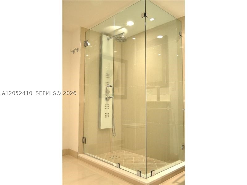 THE GRAND FKA VENETIA - Residential Lease