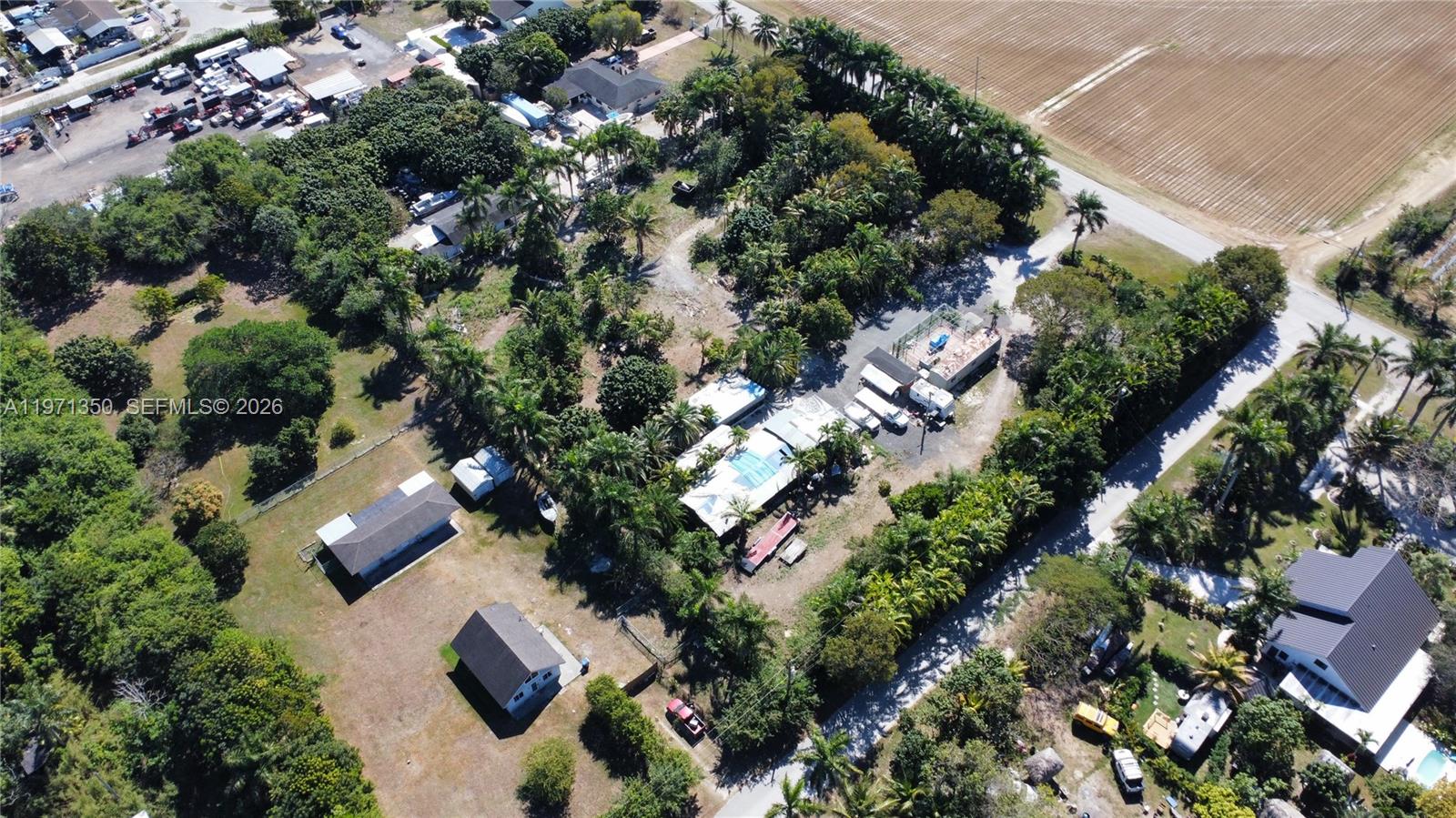 The Redland - Land