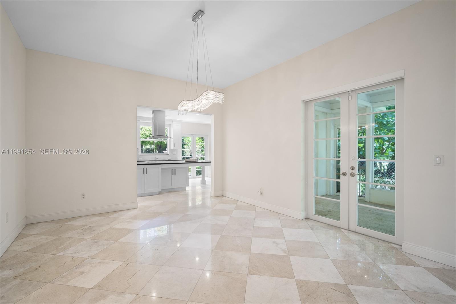CORAL GABLES C C SEC 3 - Residential