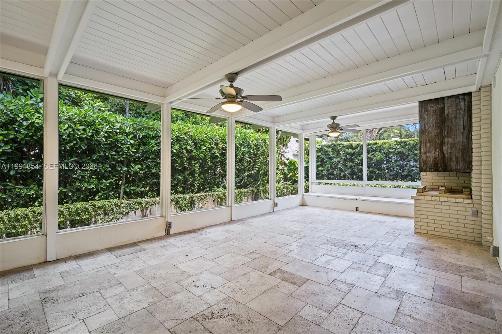 CORAL GABLES C C SEC 3 - Residential