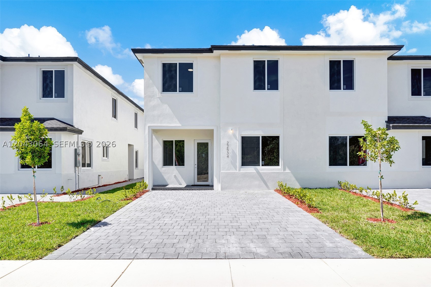CHLOE ESTATES - Residential