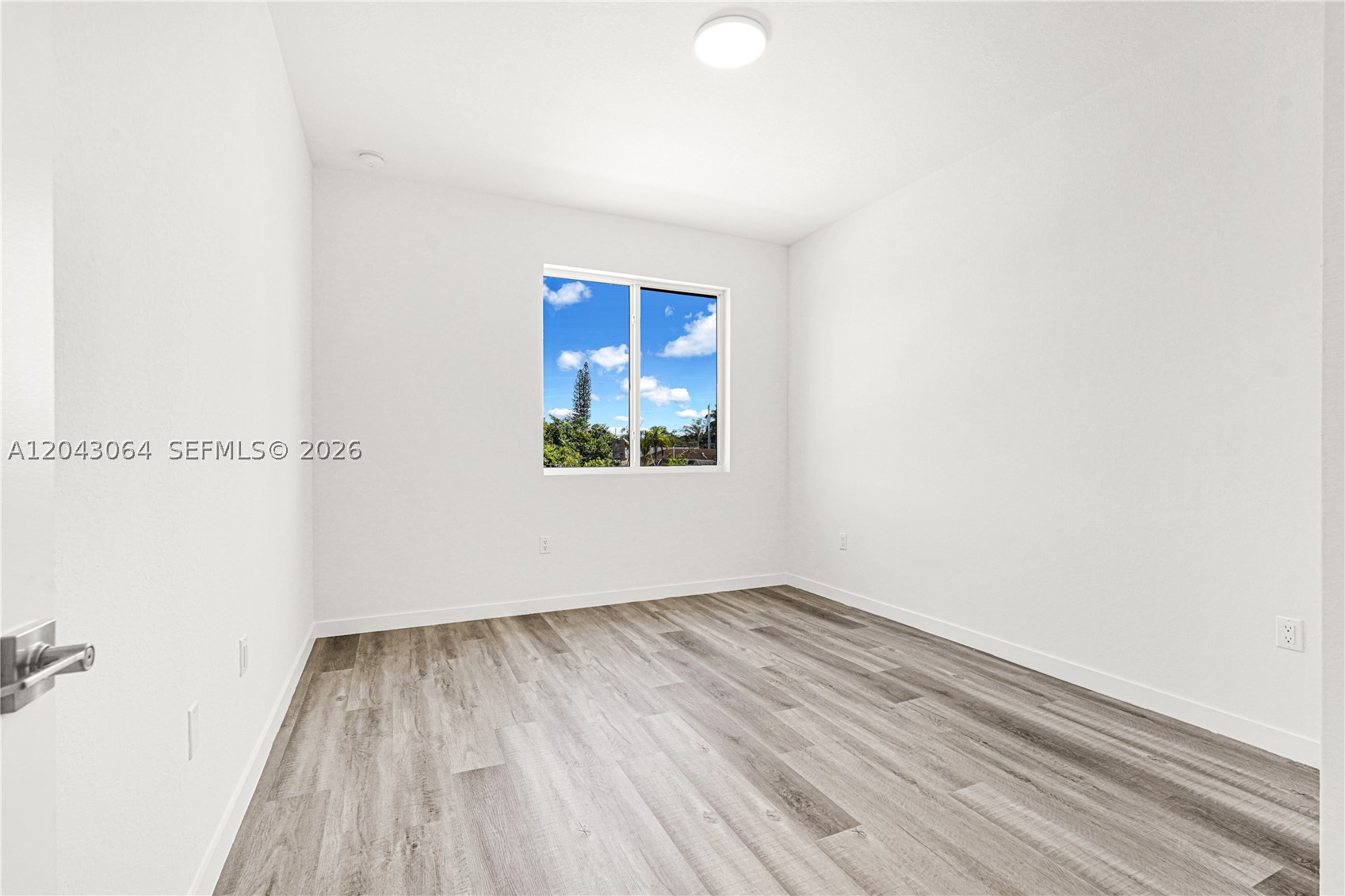 CHLOE ESTATES - Residential