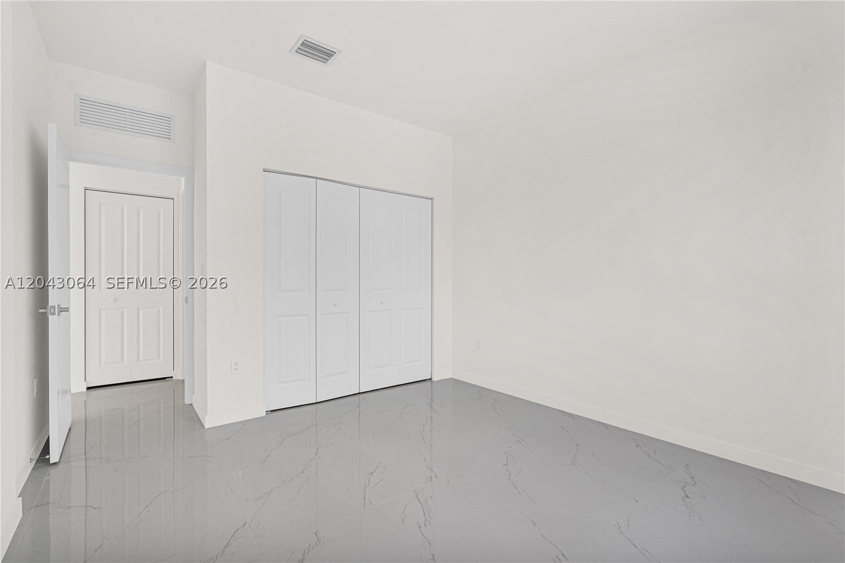 CHLOE ESTATES - Residential