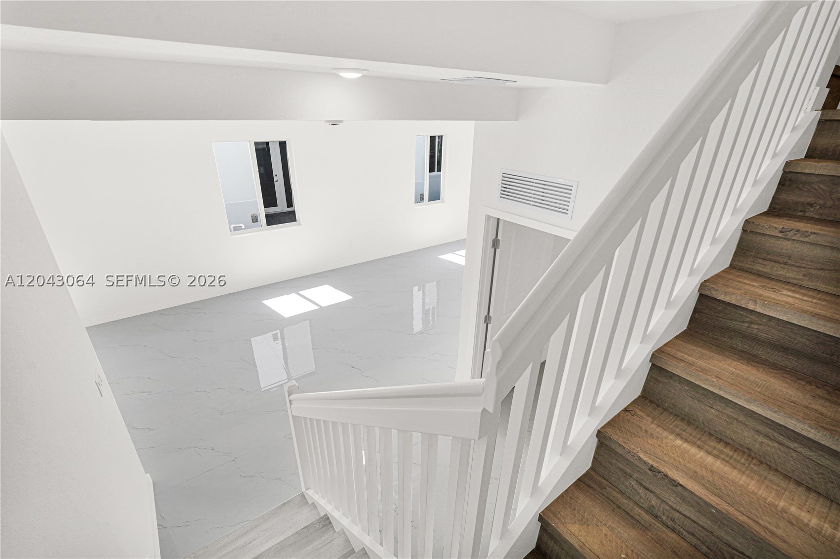 CHLOE ESTATES - Residential