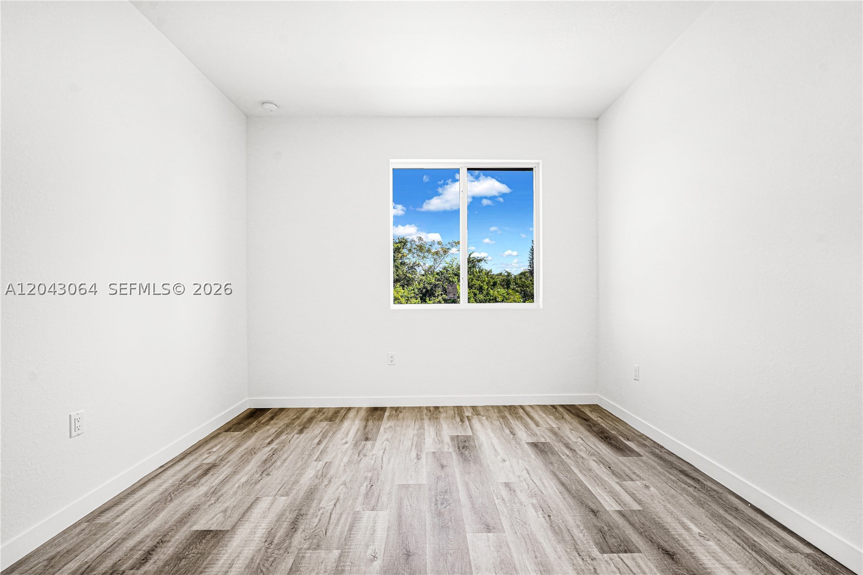 CHLOE ESTATES - Residential
