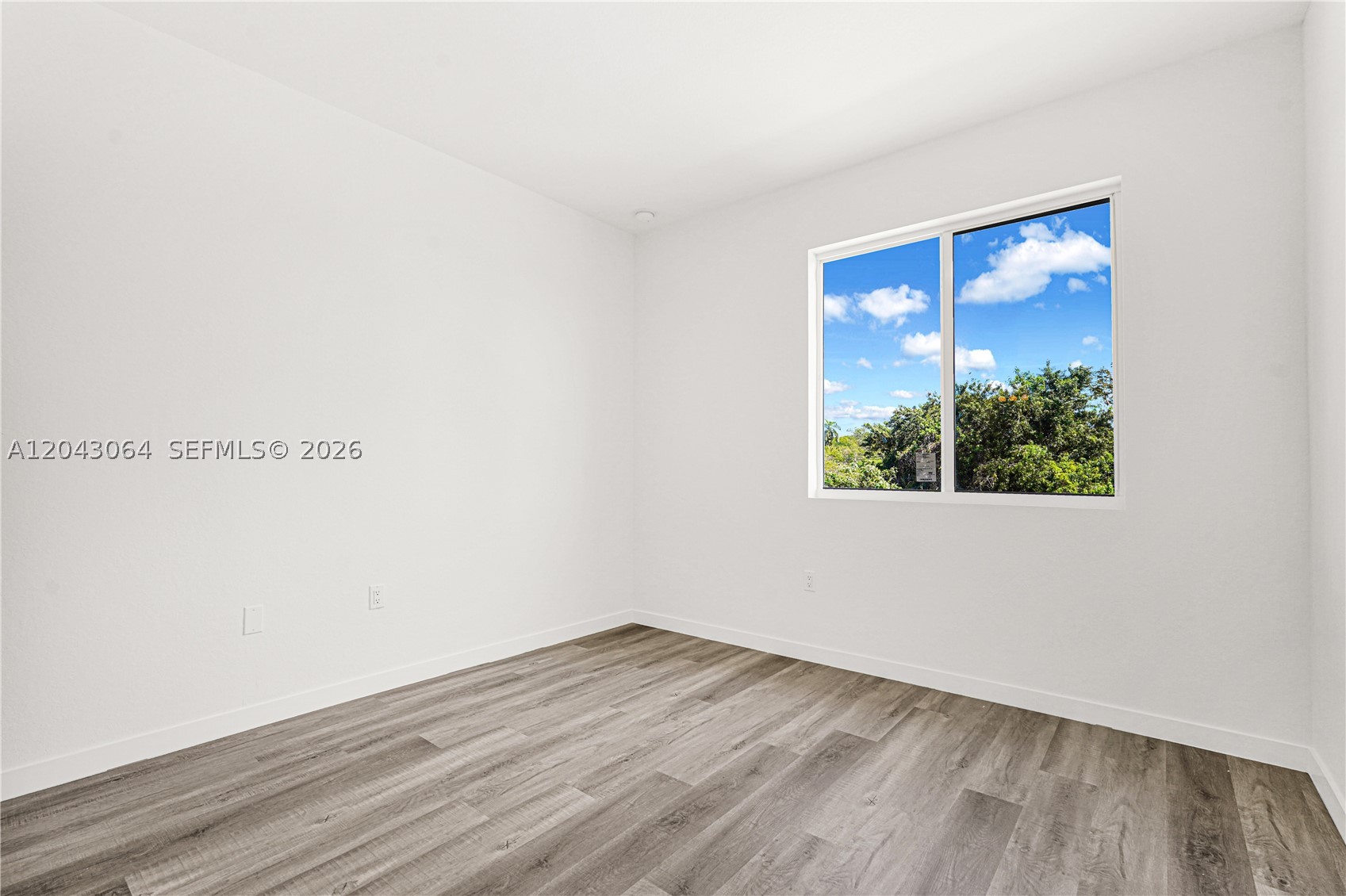 CHLOE ESTATES - Residential
