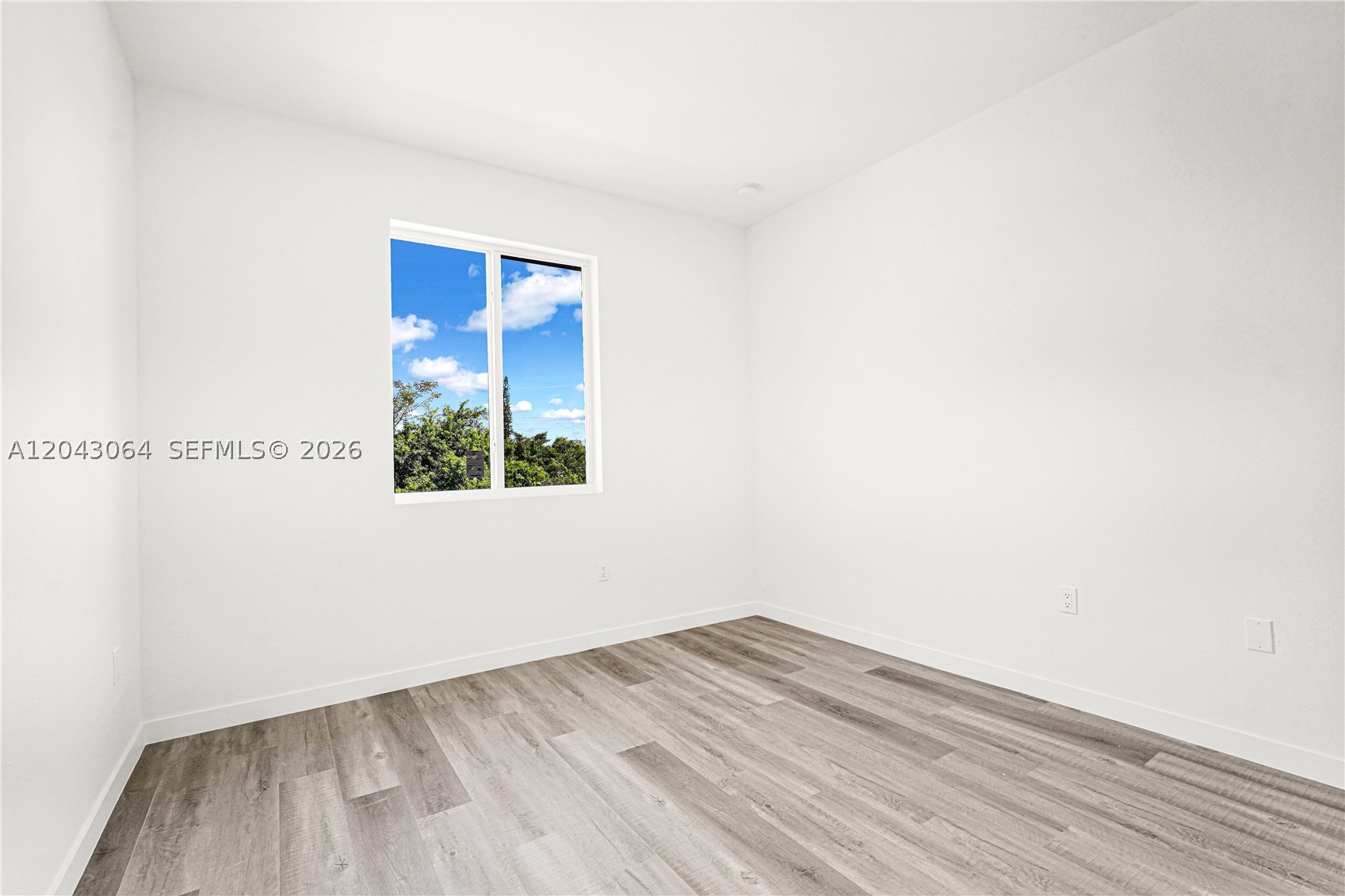 CHLOE ESTATES - Residential