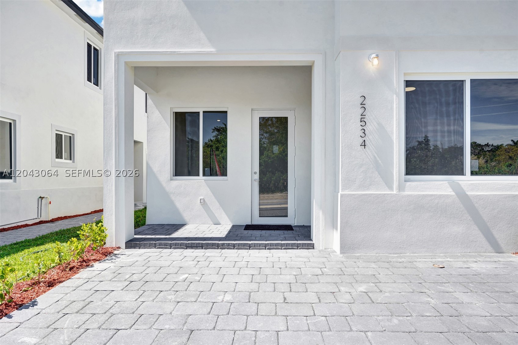 CHLOE ESTATES - Residential