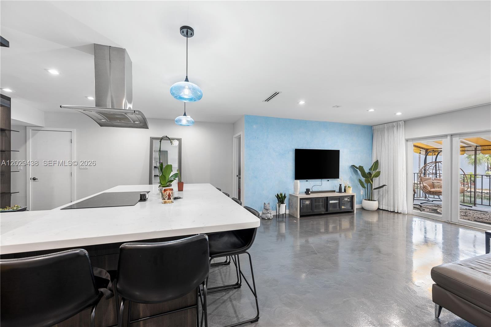MIAMI LAKES WINDMILL GATE - Residential Lease