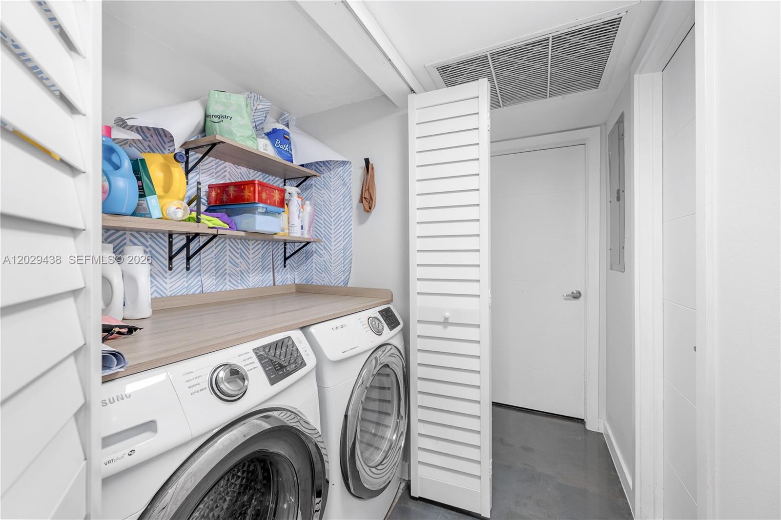 MIAMI LAKES WINDMILL GATE - Residential Lease