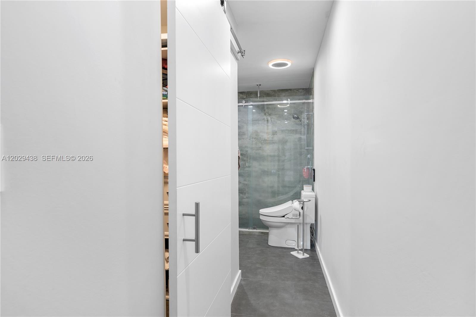 MIAMI LAKES WINDMILL GATE - Residential Lease