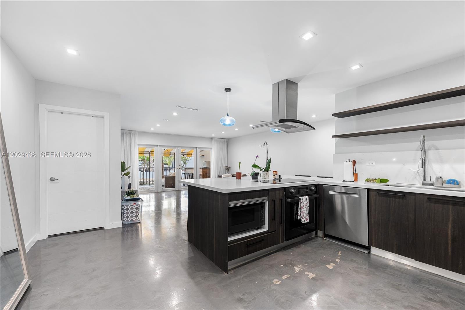 MIAMI LAKES WINDMILL GATE - Residential Lease