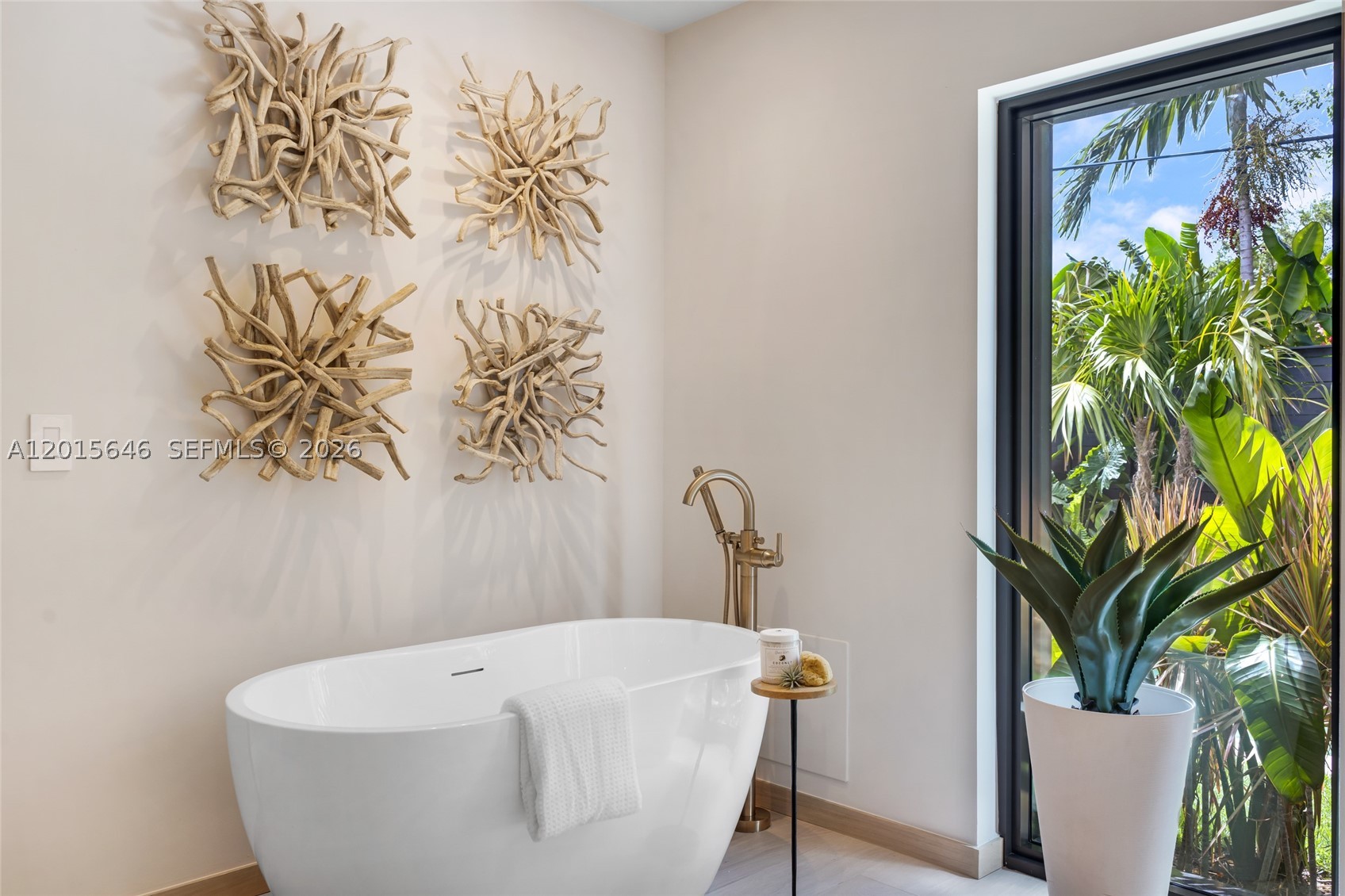 BAY HEIGHTS 1ST ADDN - Residential