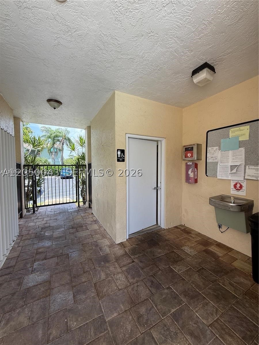 WATERSIDE VILLAGE - Residential Lease