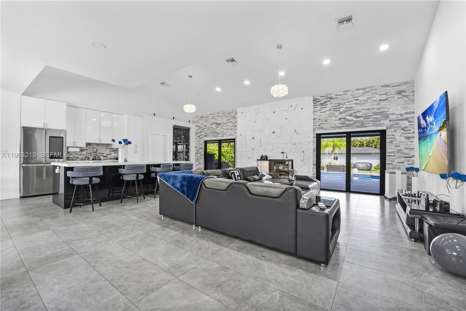 FLA FRUIT LANDS CO - Residential