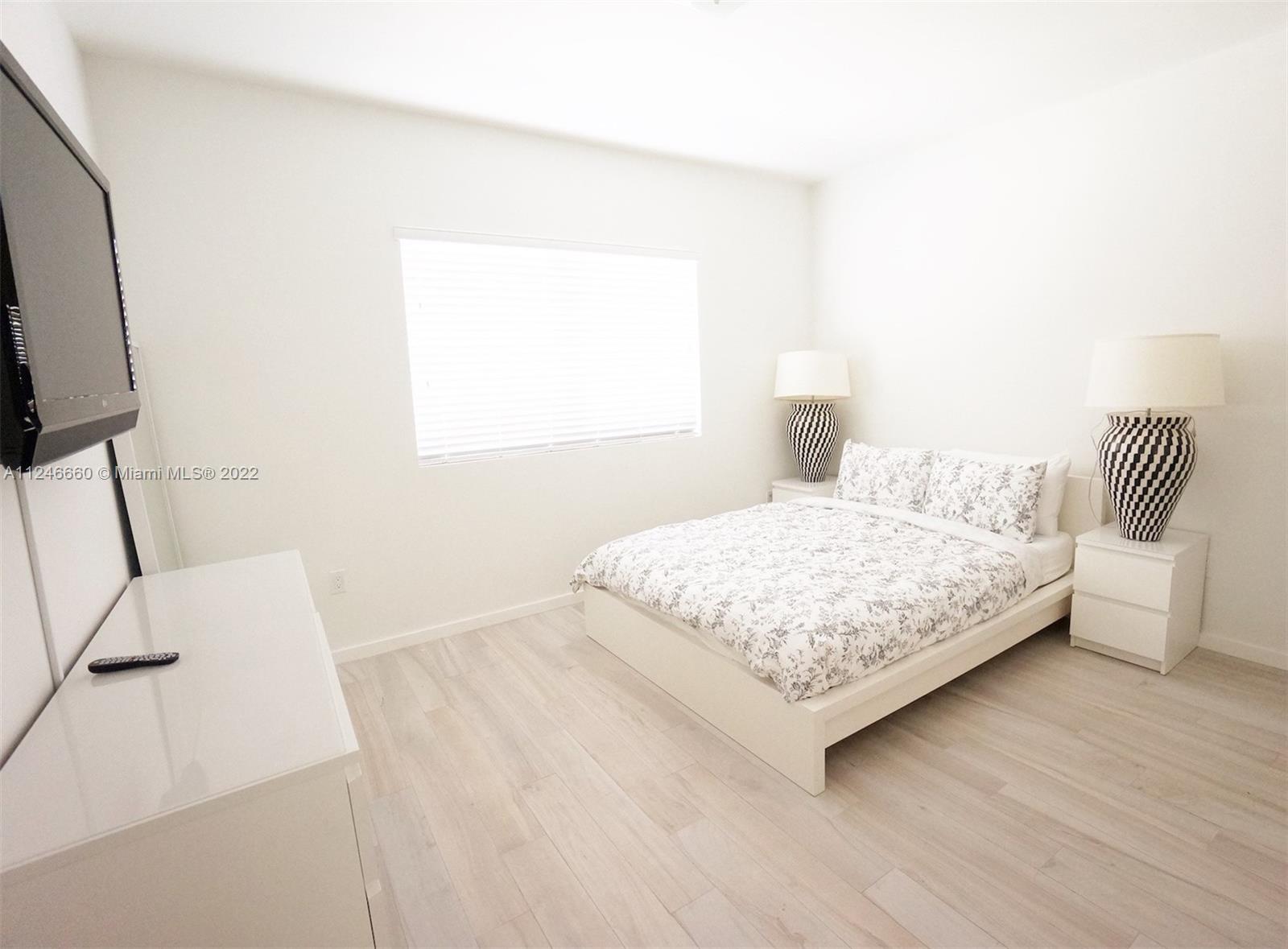 ANNI VENTI CONDO - Residential Lease