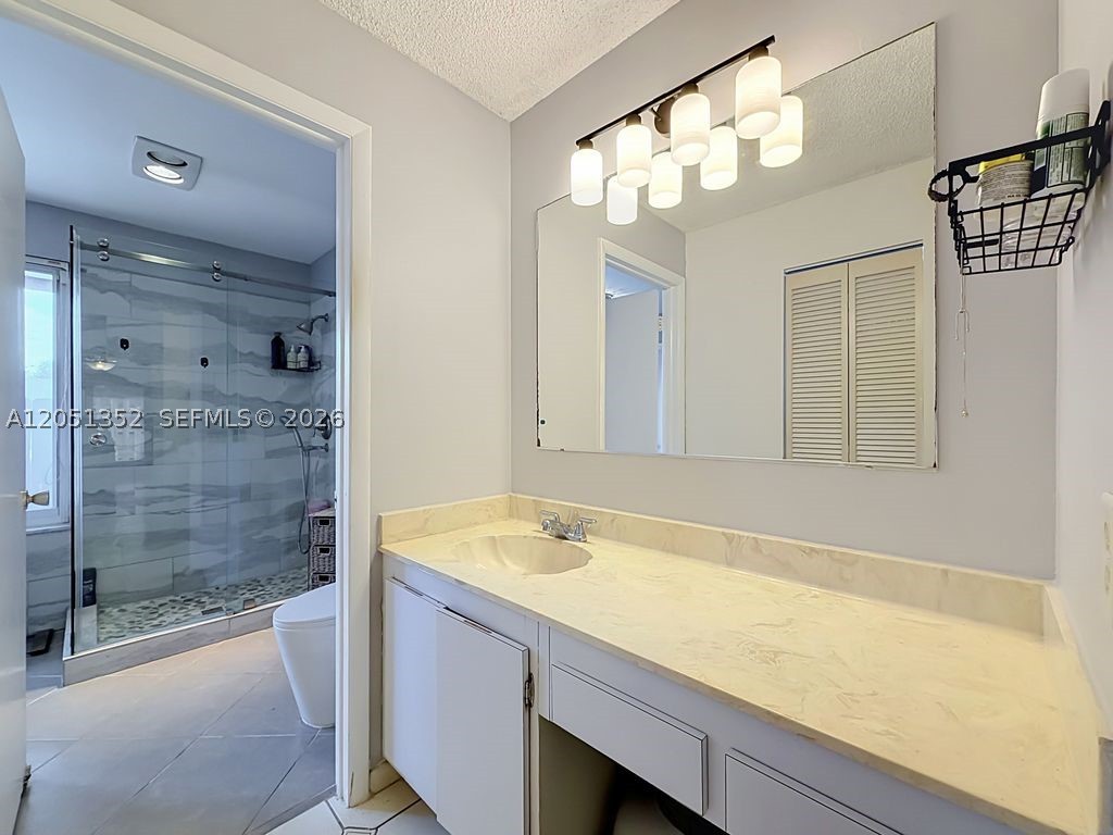 BOULEVARD NORTH - Residential
