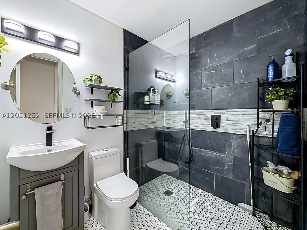 BOULEVARD NORTH - Residential