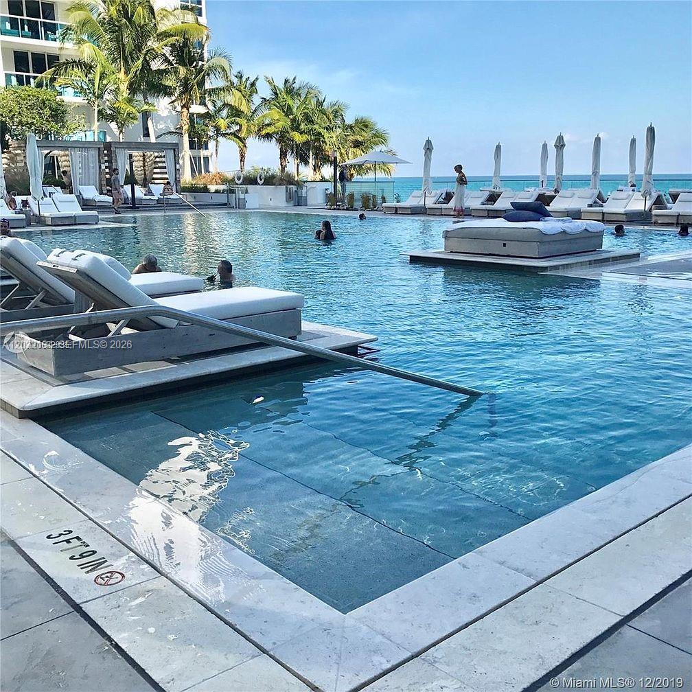 RONEY PALACE CONDO - Residential Lease