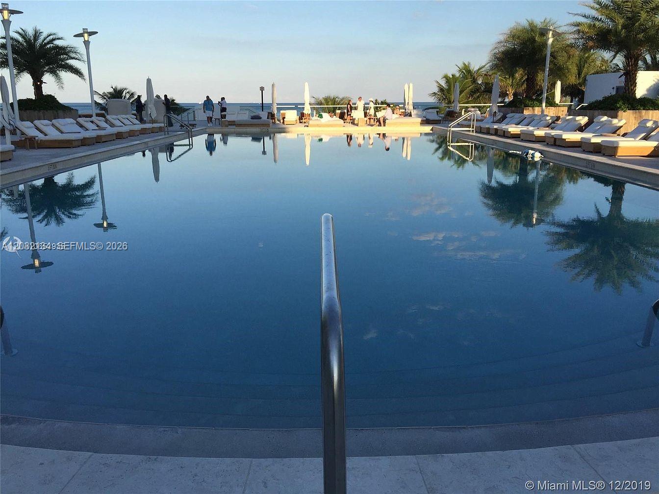 RONEY PALACE CONDO - Residential Lease