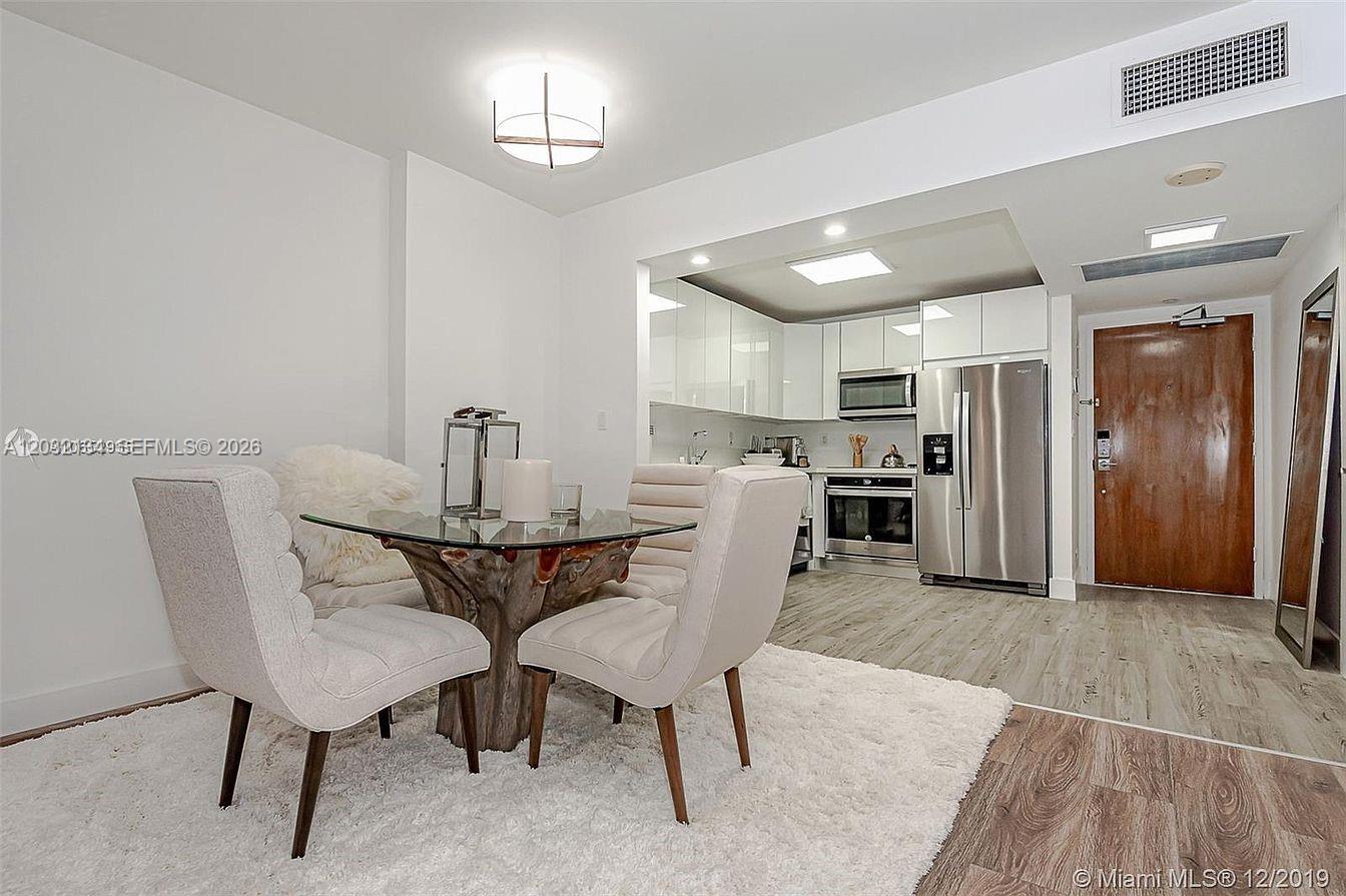 RONEY PALACE CONDO - Residential Lease