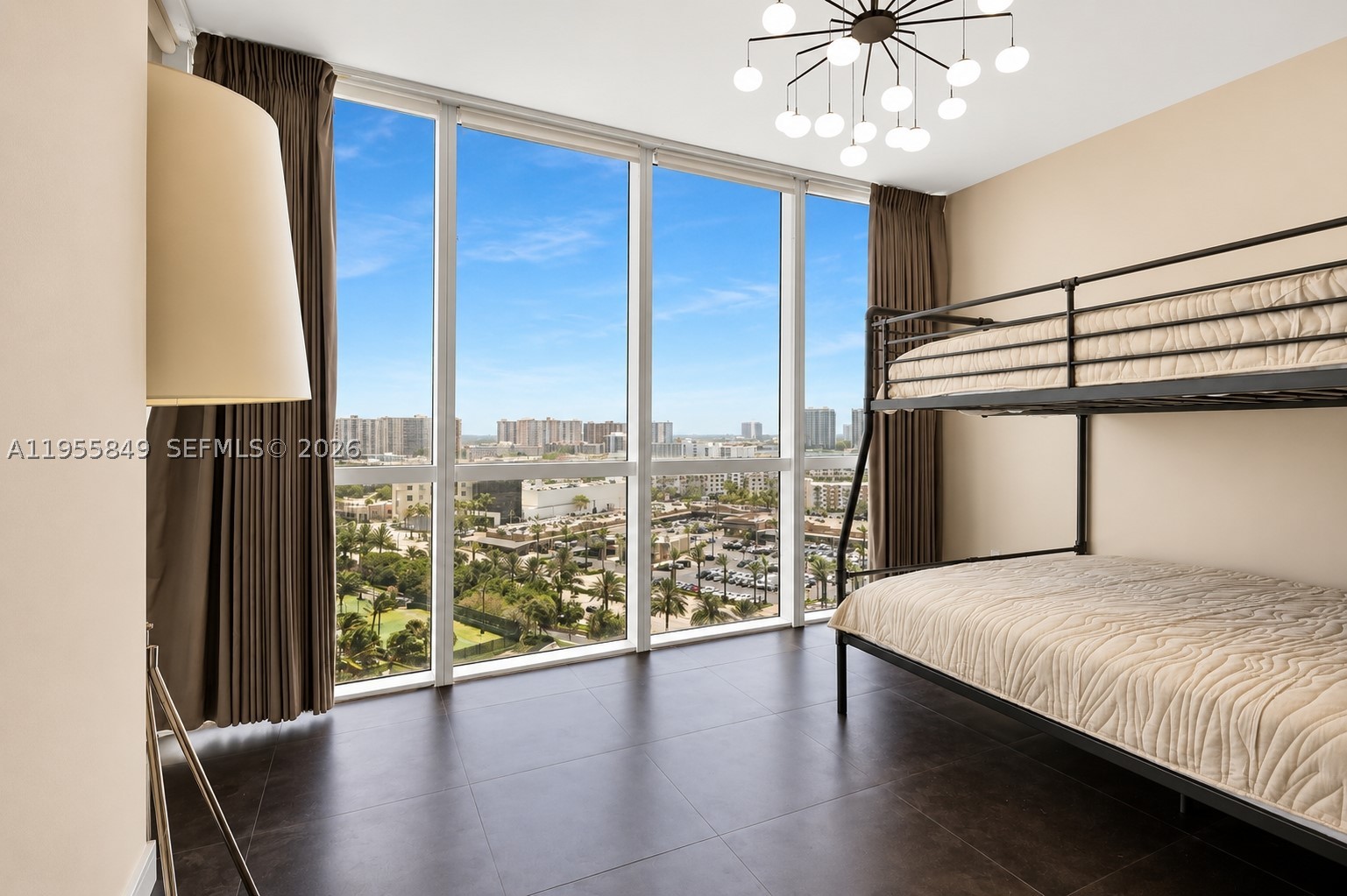 TRUMP ROYALE CONDO - Residential