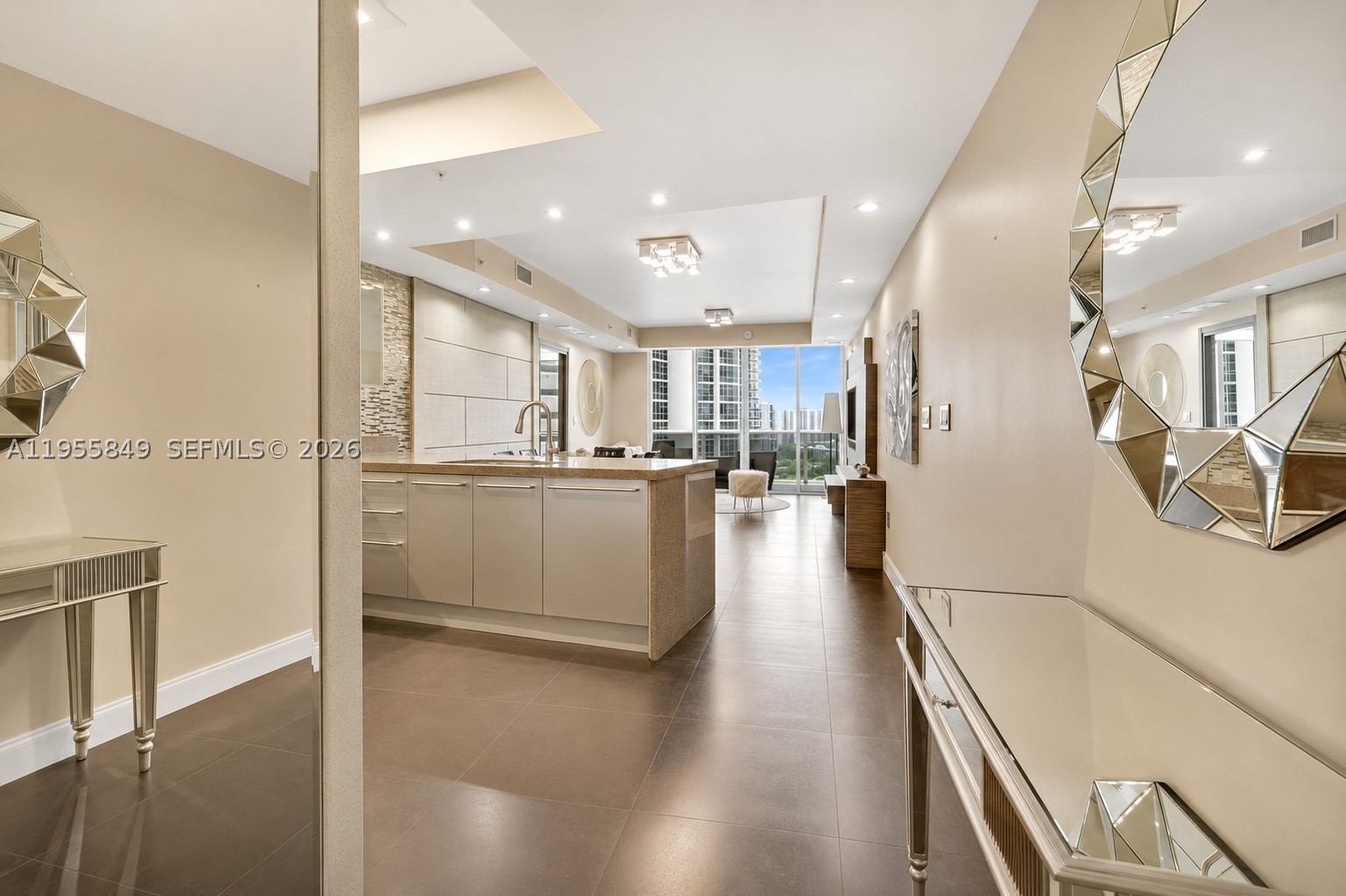 TRUMP ROYALE CONDO - Residential