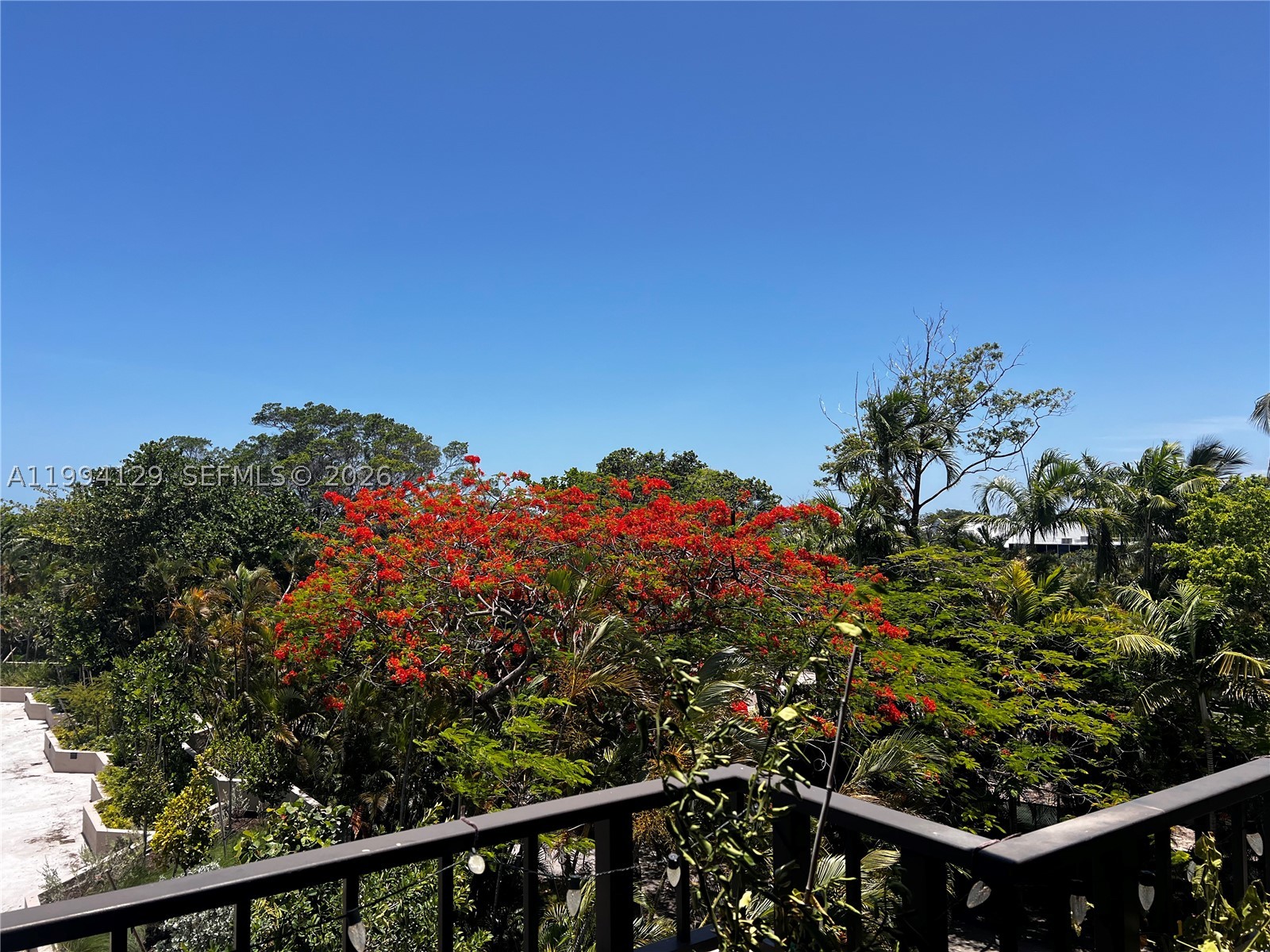 THE EMERALDBAY @ KEY COLO - Residential