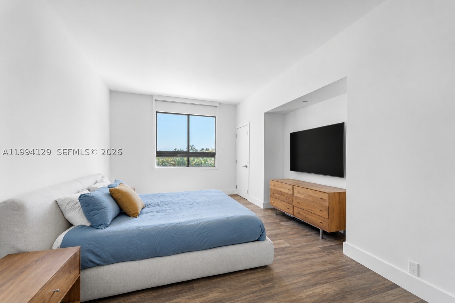 THE EMERALDBAY @ KEY COLO - Residential