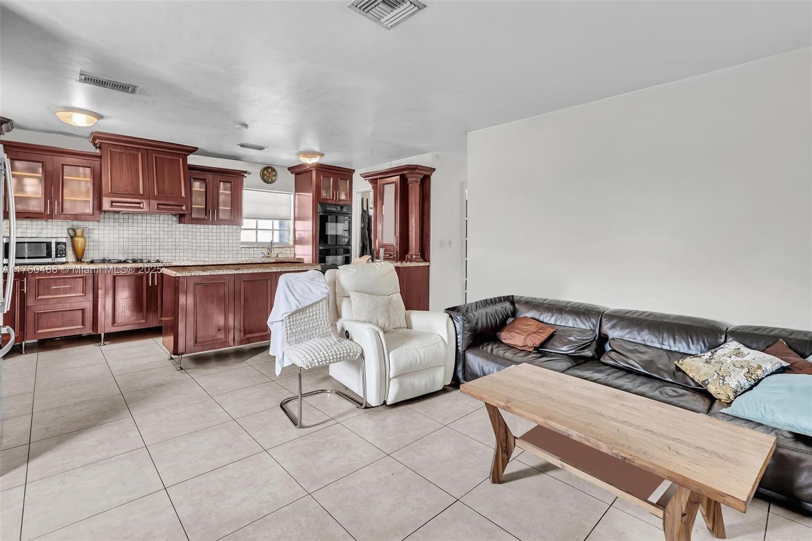 BILTMORE PK - Residential