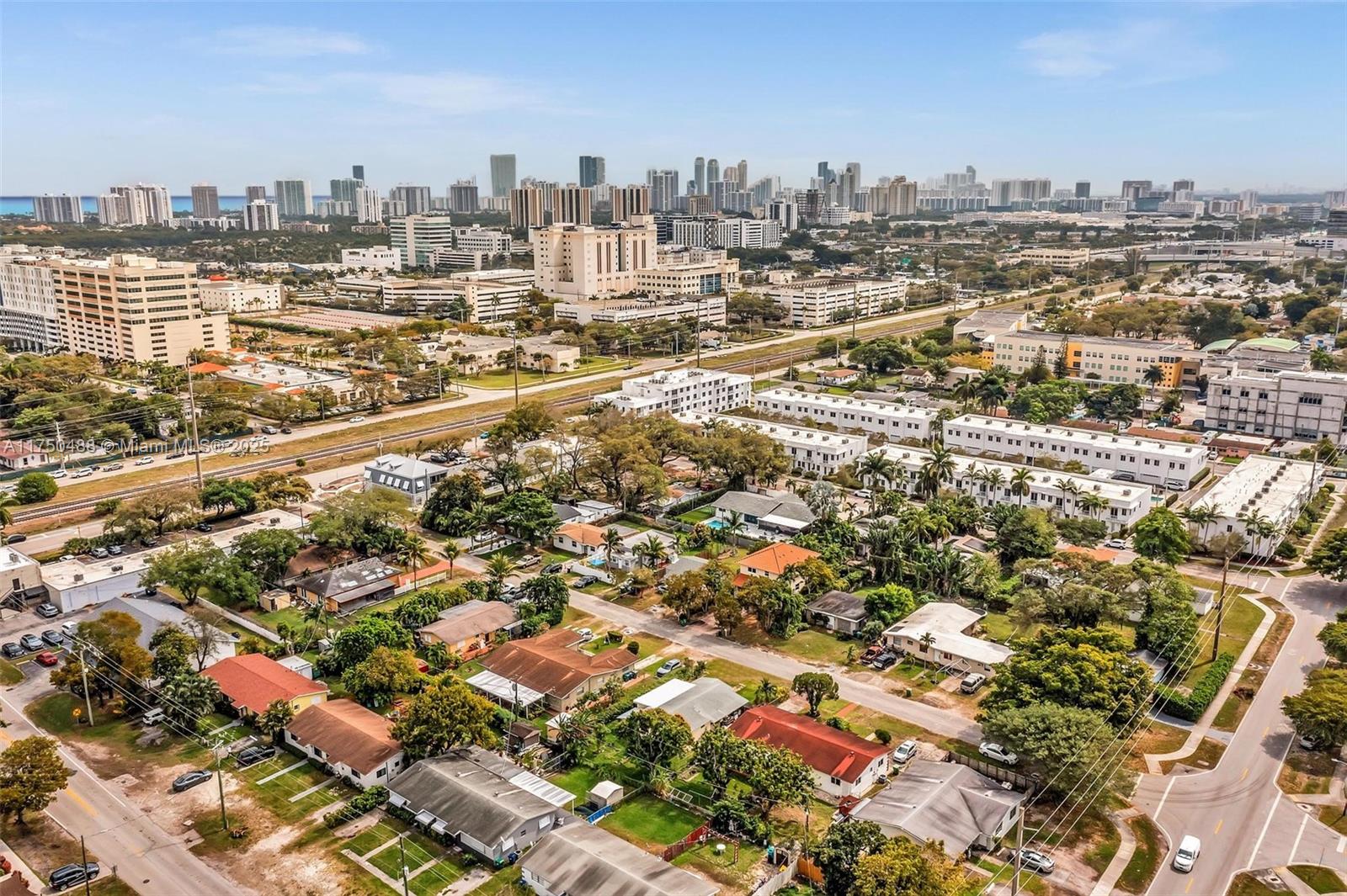 BILTMORE PK - Residential