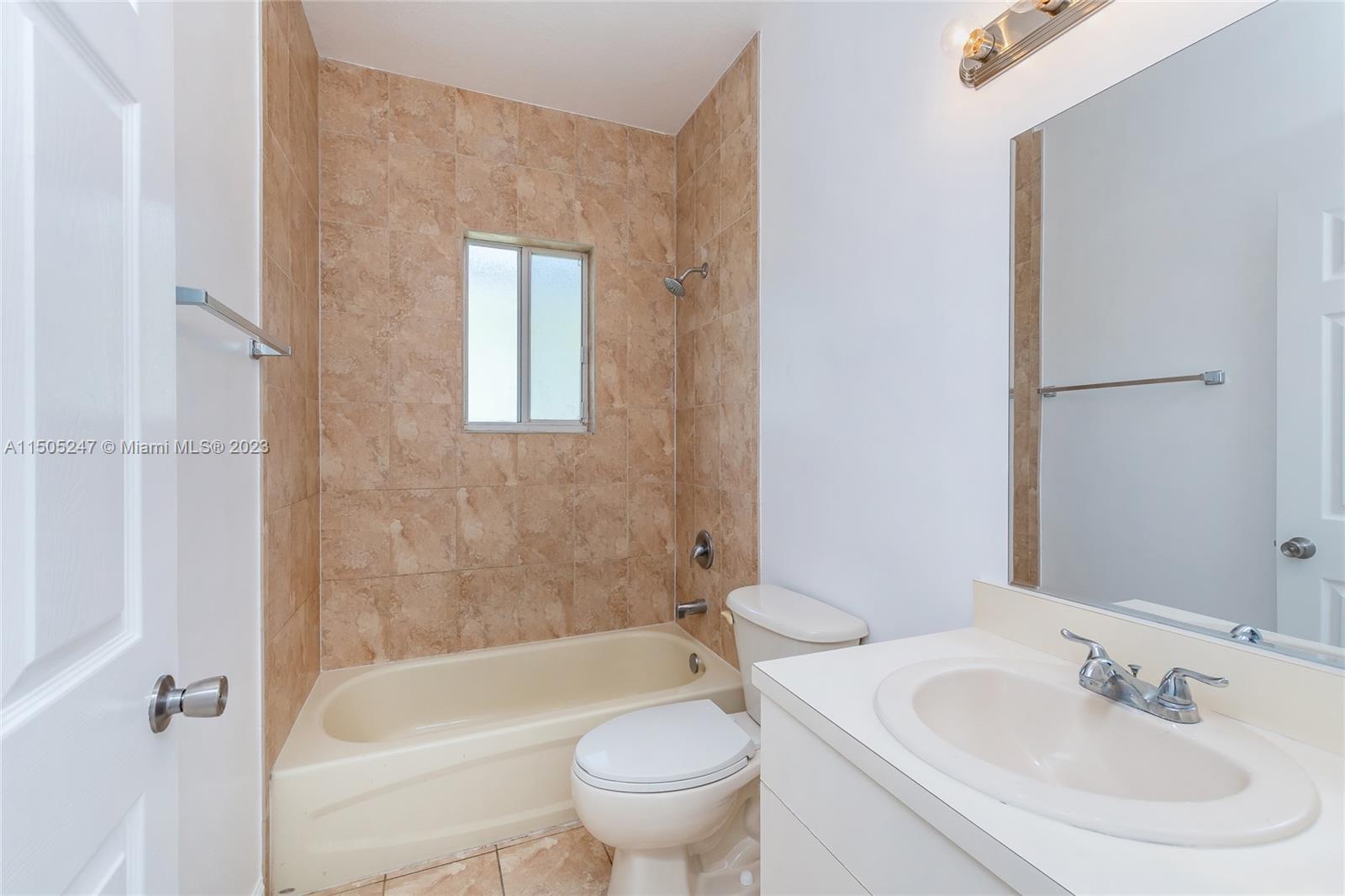 EMILIOS PLACE AT OASIS - Residential Lease