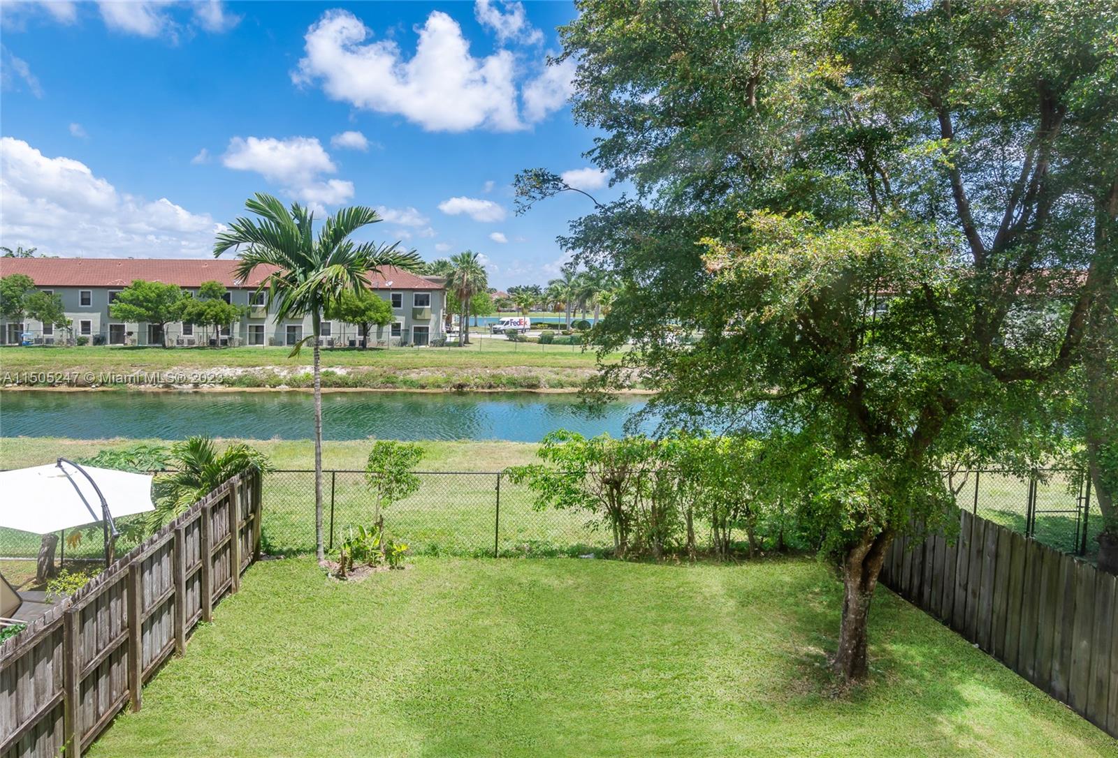 EMILIOS PLACE AT OASIS - Residential Lease