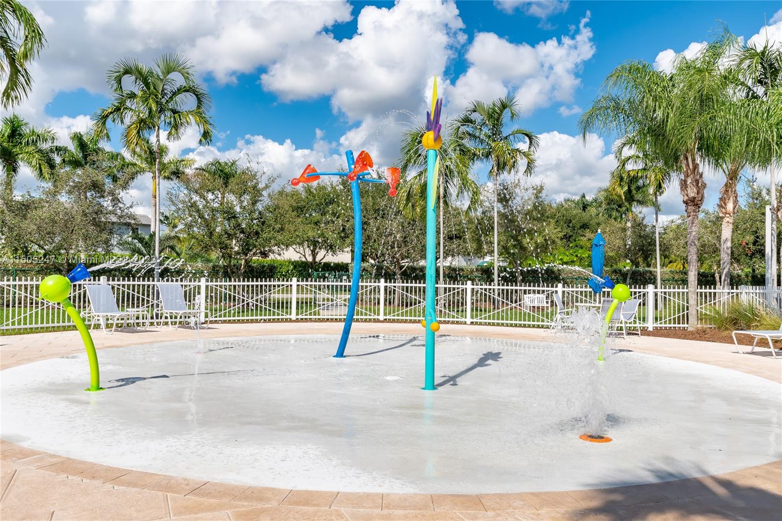 EMILIOS PLACE AT OASIS - Residential Lease
