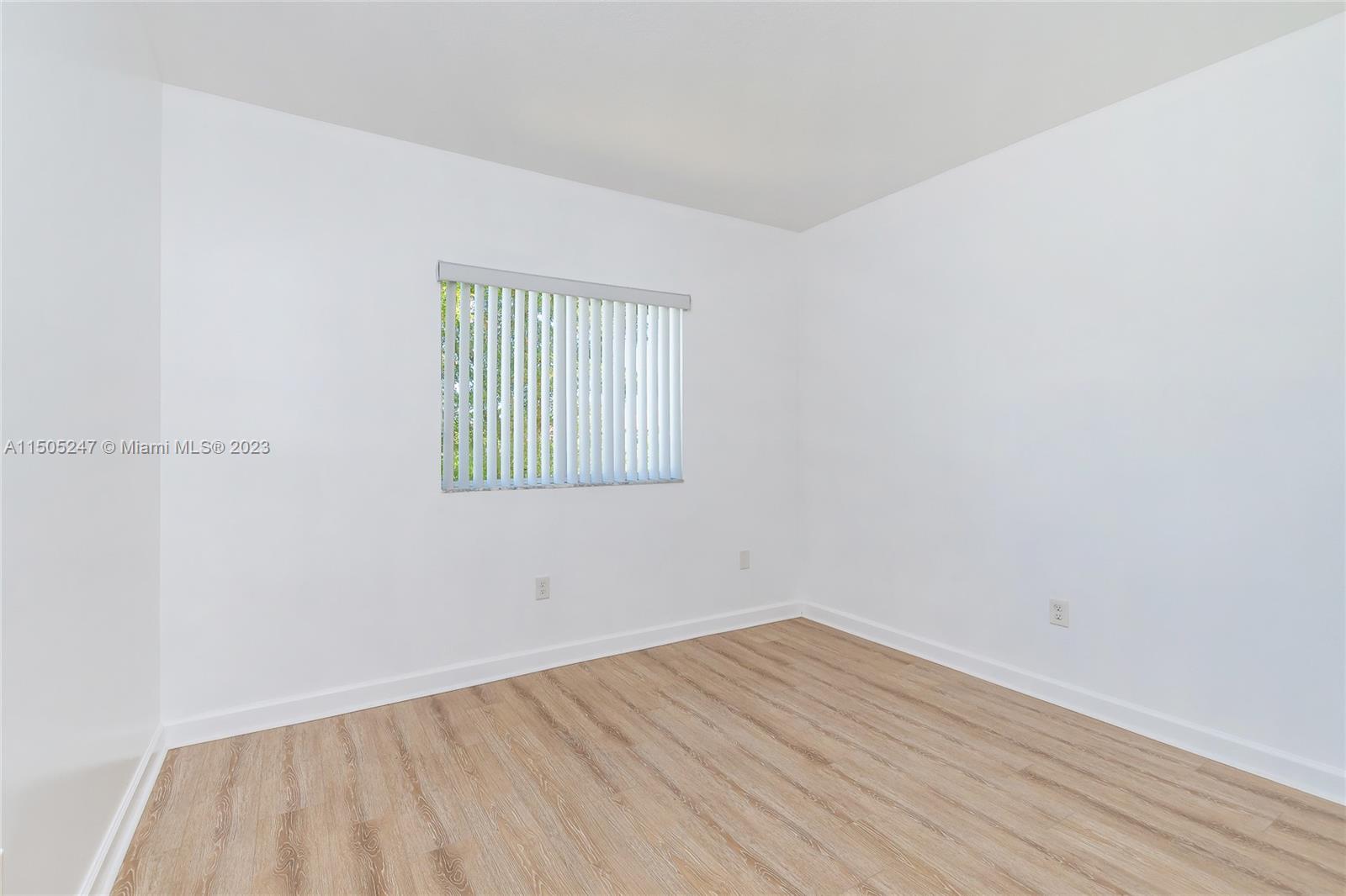 EMILIOS PLACE AT OASIS - Residential Lease