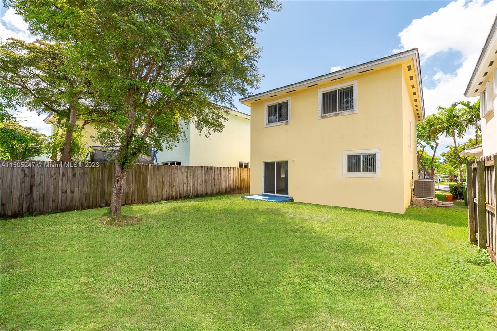 EMILIOS PLACE AT OASIS - Residential Lease
