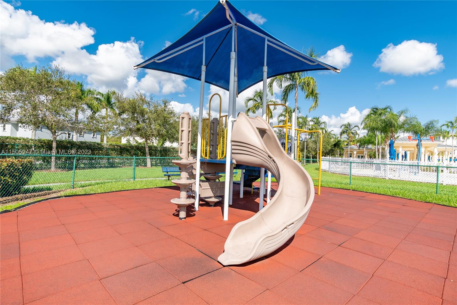 EMILIOS PLACE AT OASIS - Residential Lease