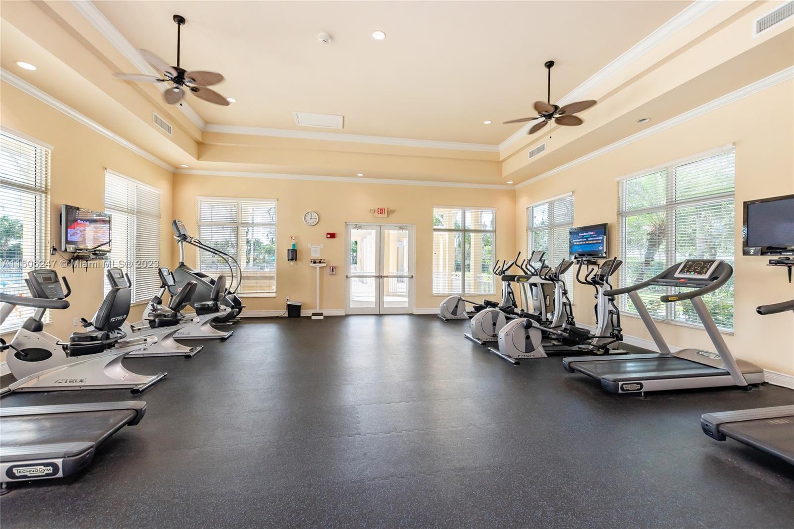 EMILIOS PLACE AT OASIS - Residential Lease