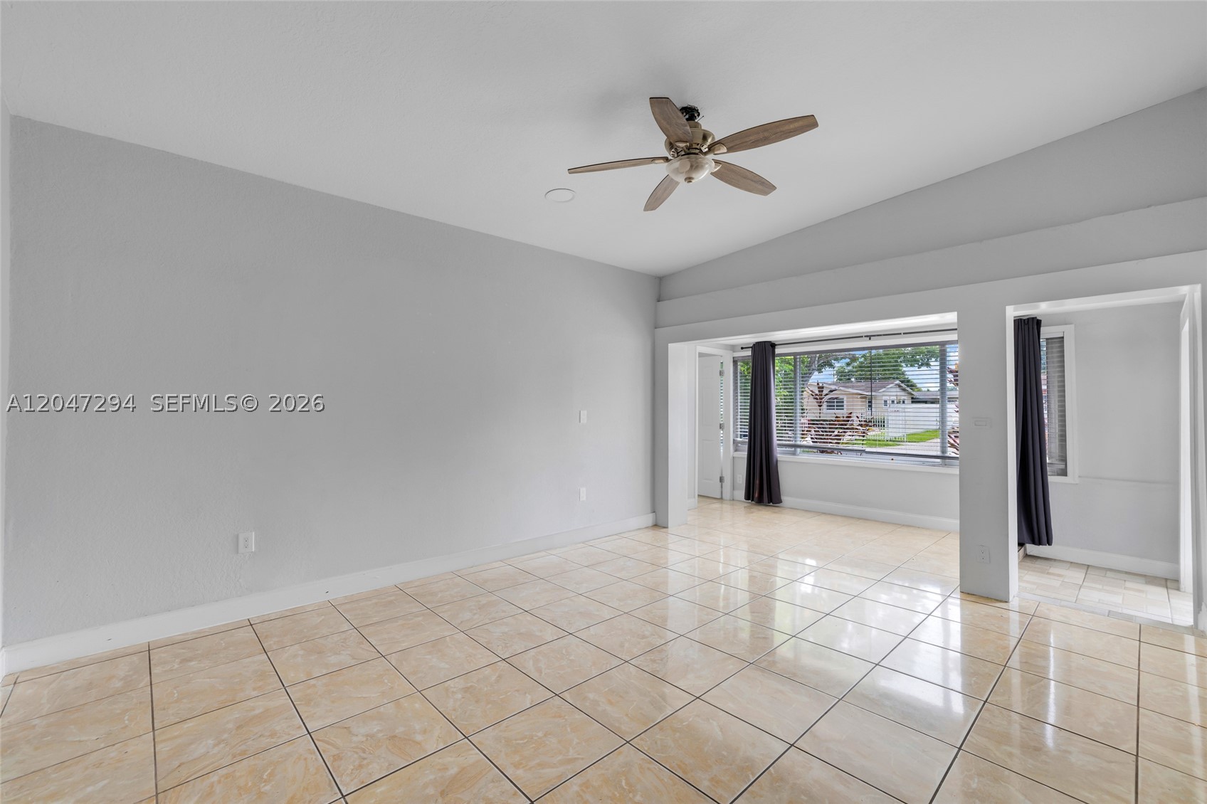 SCOTT LAKE MANOR SEC 1 - Residential
