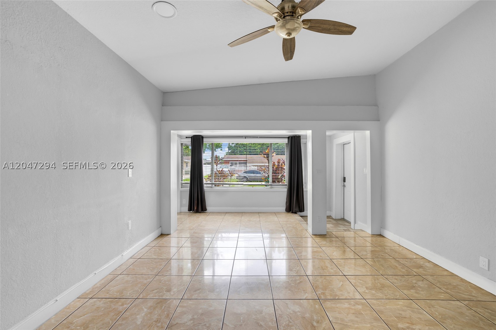 SCOTT LAKE MANOR SEC 1 - Residential