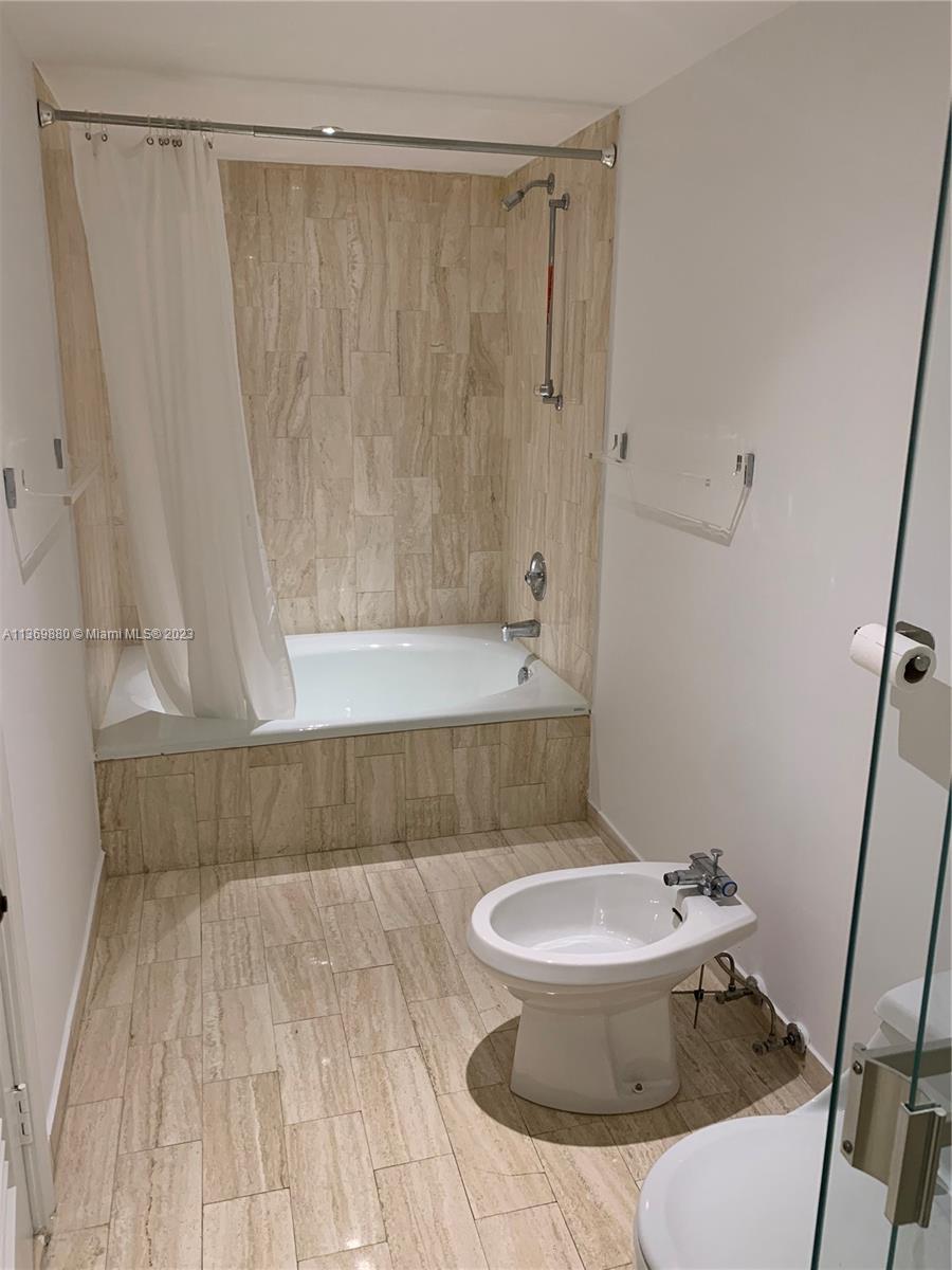 BAHIA MAR CONDO OF KEY BI - Residential Lease