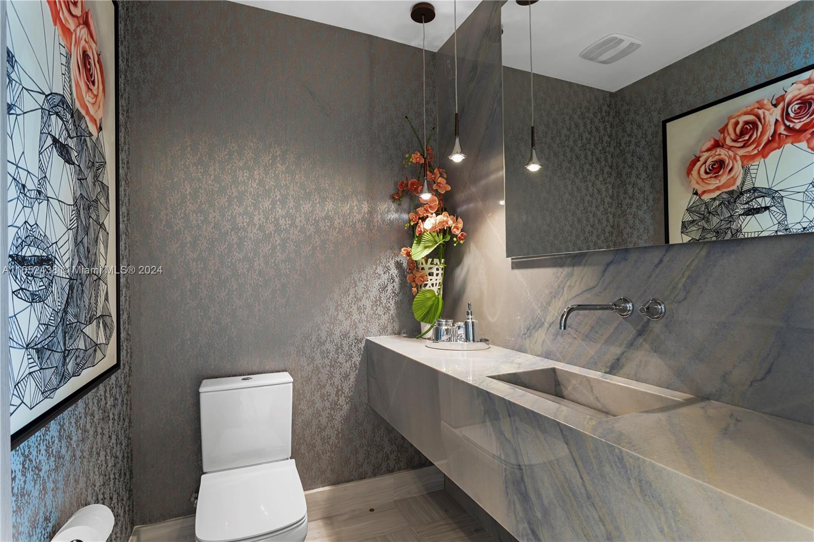 JADE SIGNATURE CONDO - Residential
